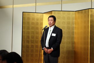 還暦大同窓会 開会宣言 伊津野明弘 実行委員長