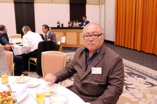 還暦大同窓会 祝宴写真 17