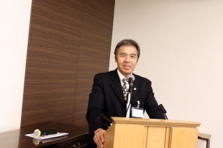 緑寿同窓会 司会者 坂梨 正文