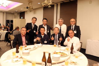 緑寿同窓会 機械科1組・2組 集合写真